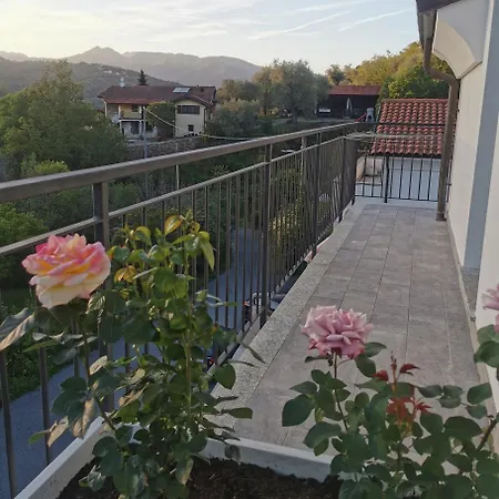 Casa Marta 11 Holiday home Garlenda